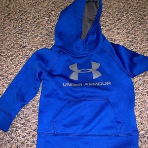 Under armour size 2t set in guc